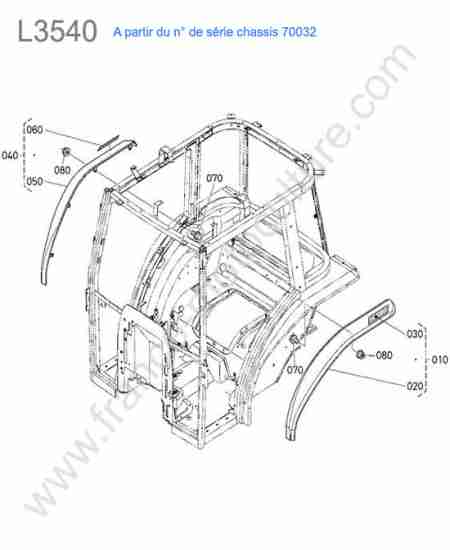 KUBOTA - L3540 : Ailes superieures > 70032