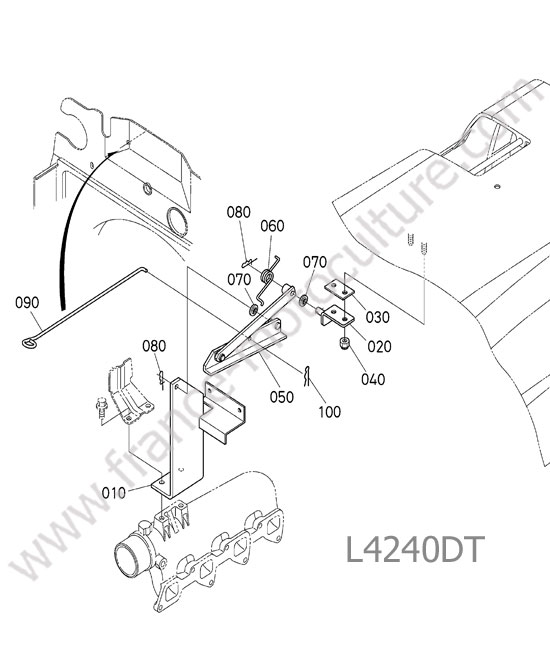 Charniere capot KUBOTA L4240