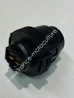 CONTACTEUR A CLE BX2350/GR1600/F2880/F3680/G23/G26/GZD15/GZD21