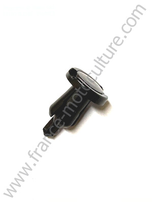 Clips plastique